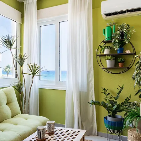 Whispering Palms 1-br By Finikoudes 公寓