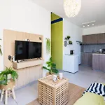 Whispering Palms 1-br By Finikoudes Larnaca