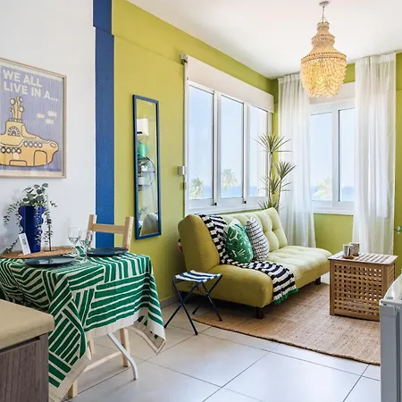 Whispering Palms 1-br By Finikoudes Lägenhet Larnaca