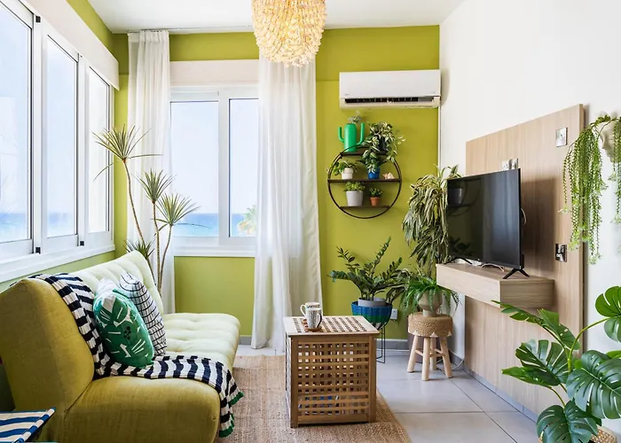 Whispering Palms 1-br By Finikoudes Διαμέρισμα Λάρνακα